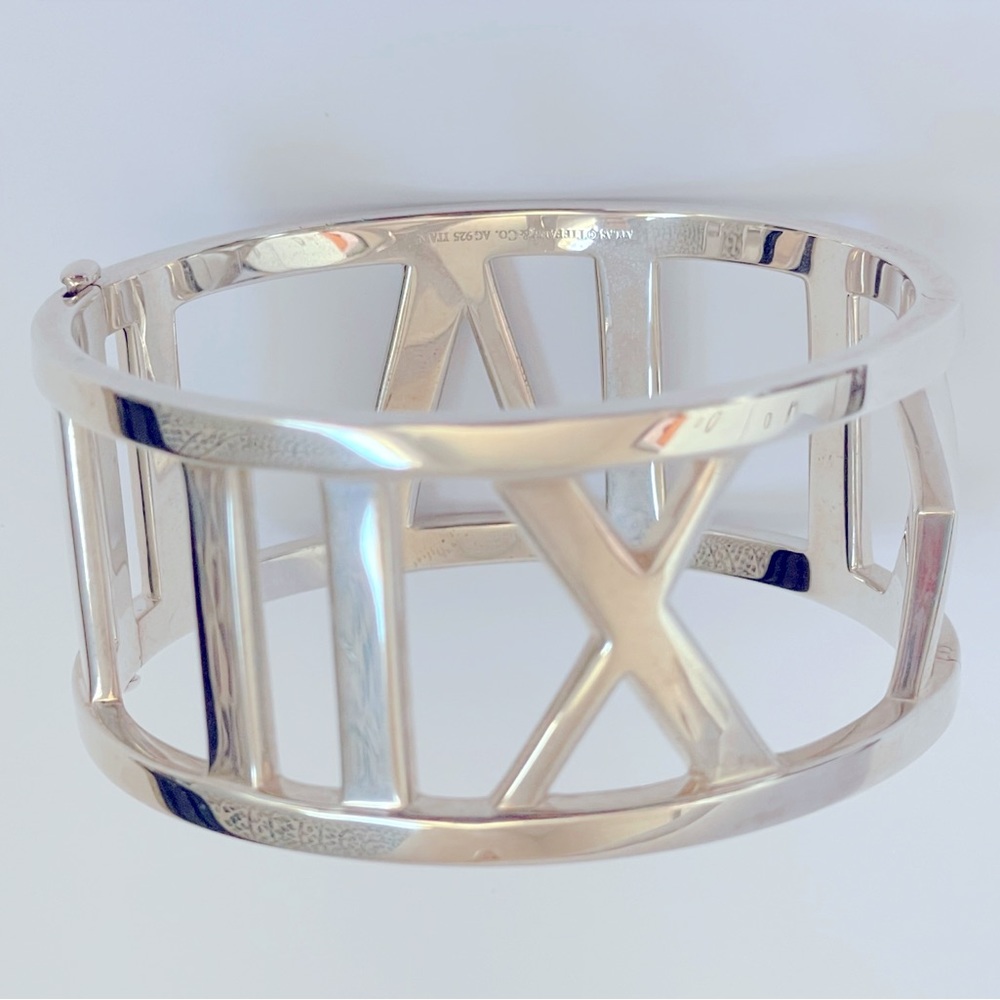 Tiffany & Co Atlas Sterling Silver Cuff size Medium